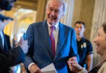 Markey supera un desafío generacional y otras claves